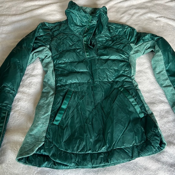 lululemon athletica Jackets & Blazers - lululemon athletica Green Puffer Jacket​